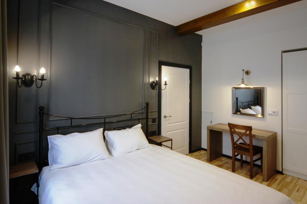 Potocki Apartments Львов Номер фото